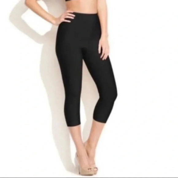 SPANX cropped lamn leggings very black Sz 1X New with Tags - Picture 1 of 7